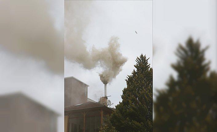 Baca yağının tutuşması itfaiyeyi alarma geçirdi