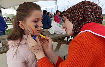 Çocuklar Türk Kızılayı öğrenip eğitsel oyunlar oynadı