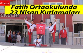 Fatih Ortaokulunda 23 Nisan Kutlamaları