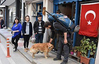 İtalya'dan yürüyerek Çin'e gidiyor