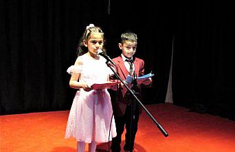 Kavak'ta birinci sınıf öğrencilerinden okuma bayramı