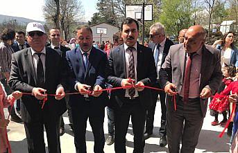 Kavak'ta öğrencilerin yıl sonu resim sergisi