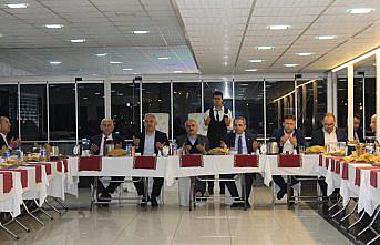 Kaymakam Pişkin, eski Başkan Şahin onuruna yemek verdi