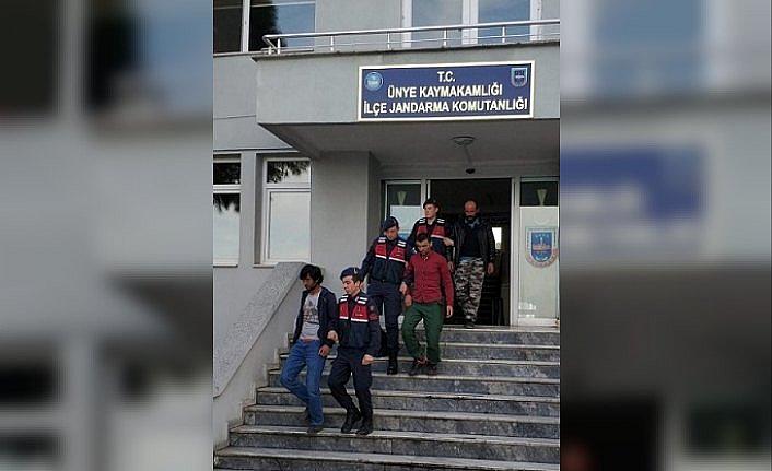 Ordu'da ülkeye kaçak giren 12 Afgan yakalandı