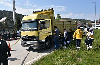 Sinop'ta kamyonun çarptığı yaya öldü
