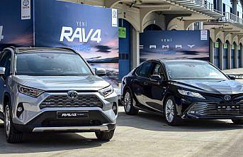 Toyota hibrit ürün gamını iki yeni ürünle genişletti