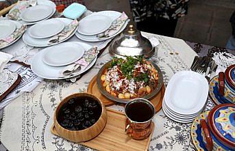 Yöresel lezzetler 600 yıllık handa yarıştırıldı