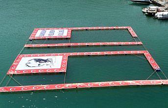 100. yıl anısına denize 