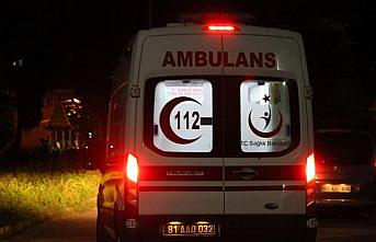 Akçakoca'da denize düşen genci ekipler kurtardı