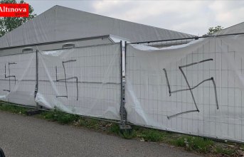 Almanya'da ramazan çadırlarına ırkçı saldırı