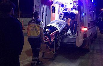 Bafra'da devrilen kamyonetin sürücüsü yaralandı