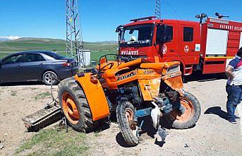 Bayburt'ta traktör ile otomobil çarpıştı: 3 yaralı