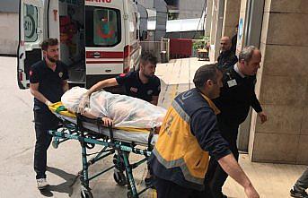 Boğulma tehlikesi geçiren genci vatandaşlar kurtardı