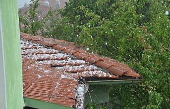Çorum'da dolu etkili oldu