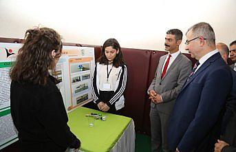 Fen lisesi öğrencilerinden bilim fuarı