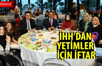 İHH'dan yetimler için iftar