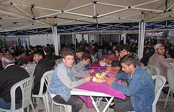 Kavak'ta gençlerle iftar