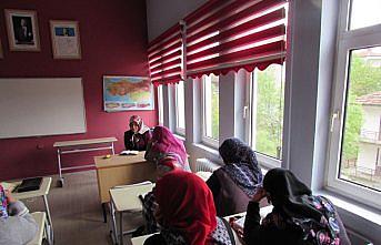 Kavak'ta Kur'an-ı Kerim'i tecvitli okuma kursu açıldı