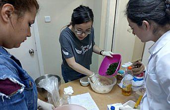 Öğrenciler ekmek israfına dikkat çekti