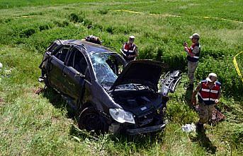 Tokat'ta otomobil devrildi: 2 ölü, 3 yaralı