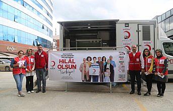 Türk Kızılaydan zekat ve gıda yardımları