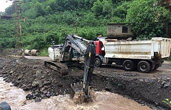 Araklı'da sağanak nedeniyle bazı öğrenciler karne alamadı