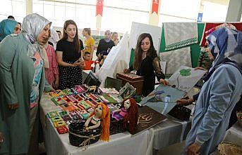 Artvin Halk Eğitim Merkezi yıl sonu sergisi açıldı