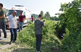 Bartın'da otomobil şarampole devrildi: 4 yaralı