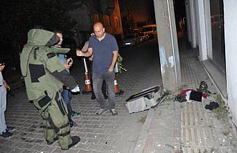 Bartın'da şüpheli valiz fünyeyle patlatıldı