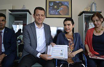 Evde eğitimle okulu birinci bitirdi