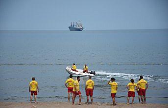 Karadeniz'de boğulmalar şamandırayla önleniyor