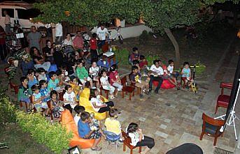 Kütüphanede çocuklara sinema etkinliği