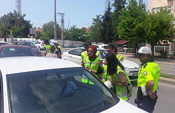 Lise öğrencilerinden 