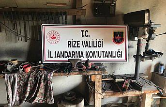 Rize'de ruhsatsız silah atölyelerine operasyon: 2 gözaltı