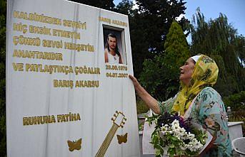 Sanatçı Barış Akarsu doğum gününde anıldı