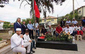 Şehit öğretmen Aybüke Yalçın kabri başında anıldı