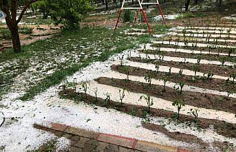 Tokat'ta dolu ve sağanak etkili oldu