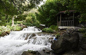 Tomara Şelalesi bayramda ziyaretçilerini bekliyor