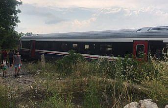 Yolcu treninin çarptığı kişi yaralandı