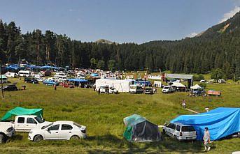 Bin 600 rakımda karakucak güreşleri