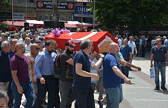 Eski milletvekili Karadeniz, toprağa verildi