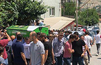 Kazada hayatını kaybeden genç kız toprağa verildi