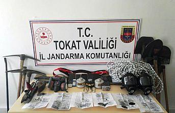Tokat'ta kaçak kazı yapan 9 kişi yakalandı