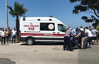 Ünye'de kamyonetle motosiklet çarpıştı: 1 yaralı