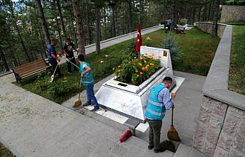 Yükümlülerden şehitlik bakımı ve temizliği