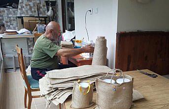 Gelirini üniversite öğrencilerine burs olarak verecek