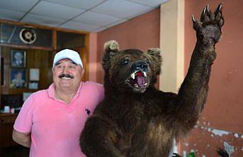 İş yerindeki donmuş yaban hayvanları şaşırtıyor