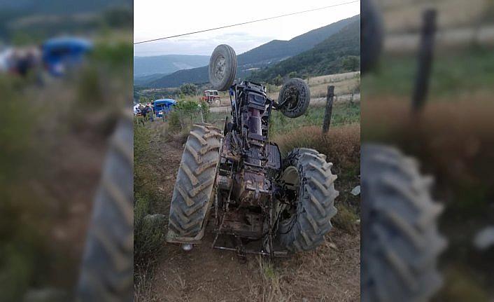 Kastamonu'da traktör devrildi: 2 yaralı