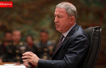 Milli Savunma Bakanı Akar'dan S-400 açıklaması