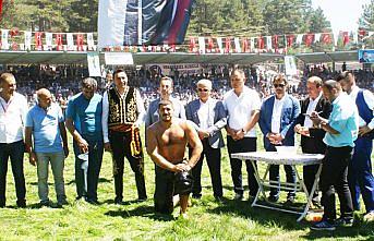 Samsun'da 15. Kunduz Yağlı Güreşleri yapıldı